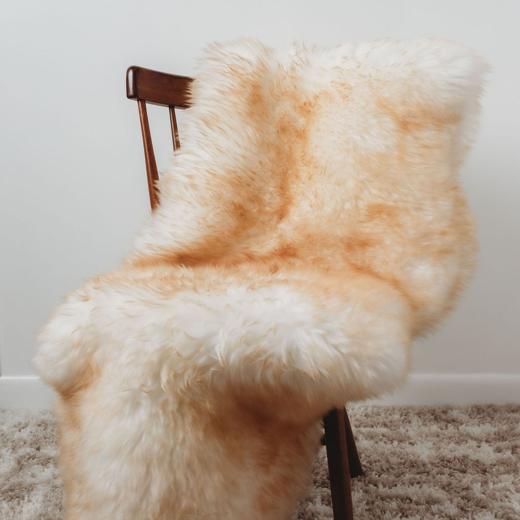 Ivory CacaoTip Sheepskin Rug