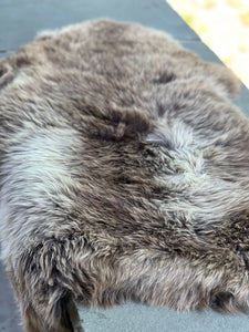 Relaxing Mantra Sheepskin